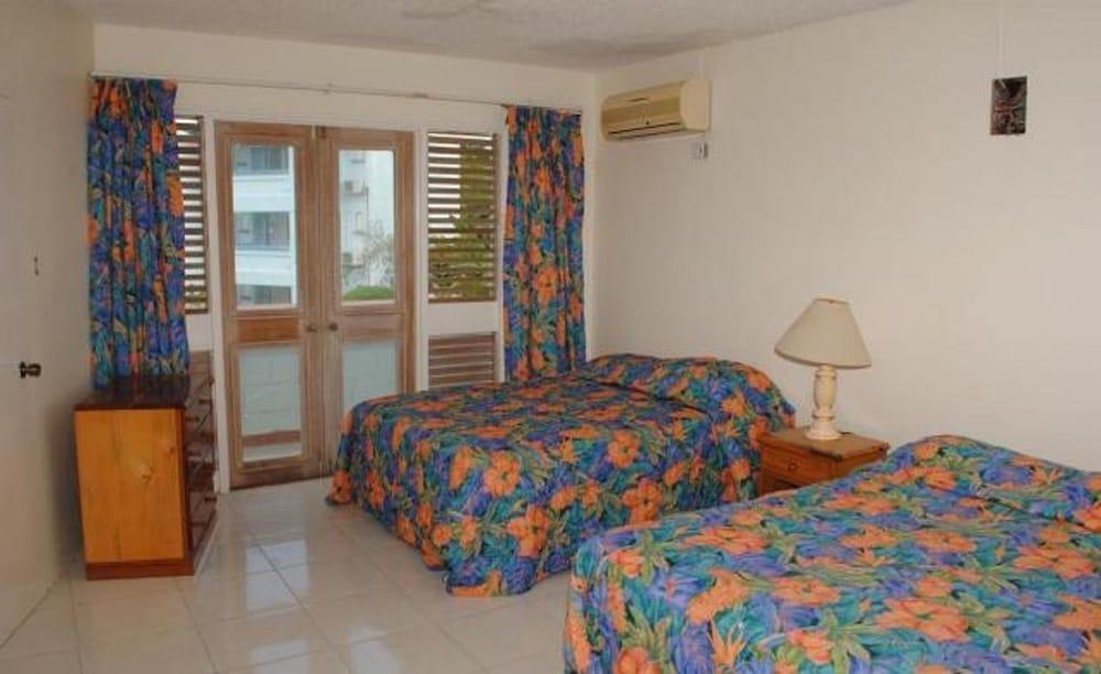 Point Village Ferienpark 3*